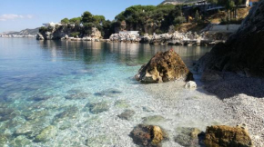  Artemis Beach House  Влёра